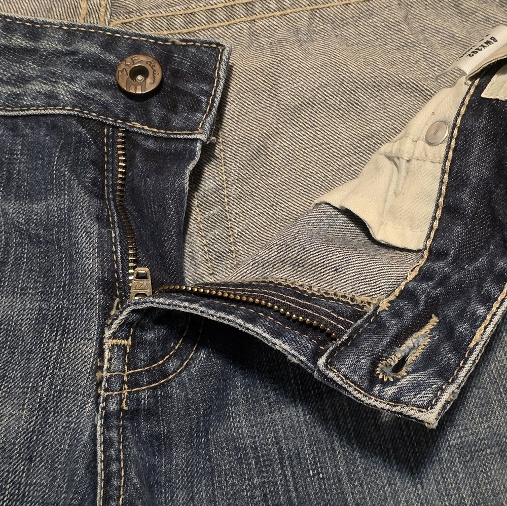 BKE Womens Grace Distressed Flare Jeans Size 29x32 Blue Denim Y2K E75 - Picture 6 of 13